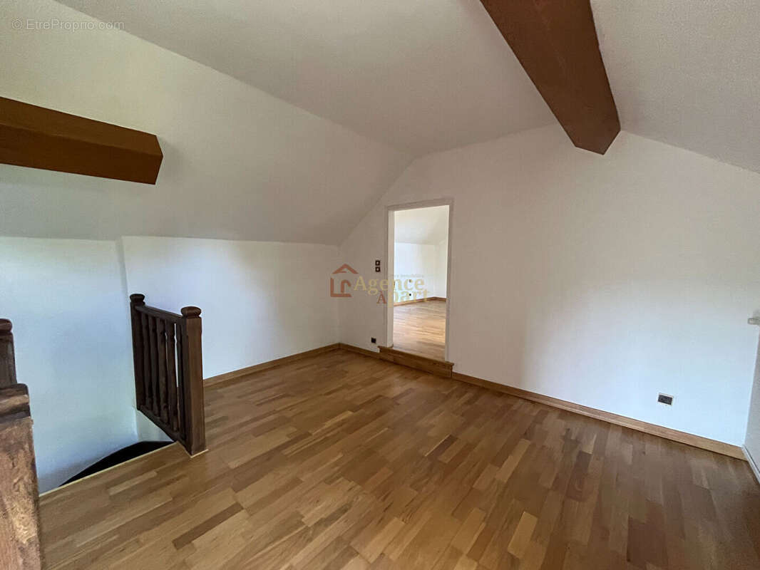 Maison à BEUVRON-EN-AUGE