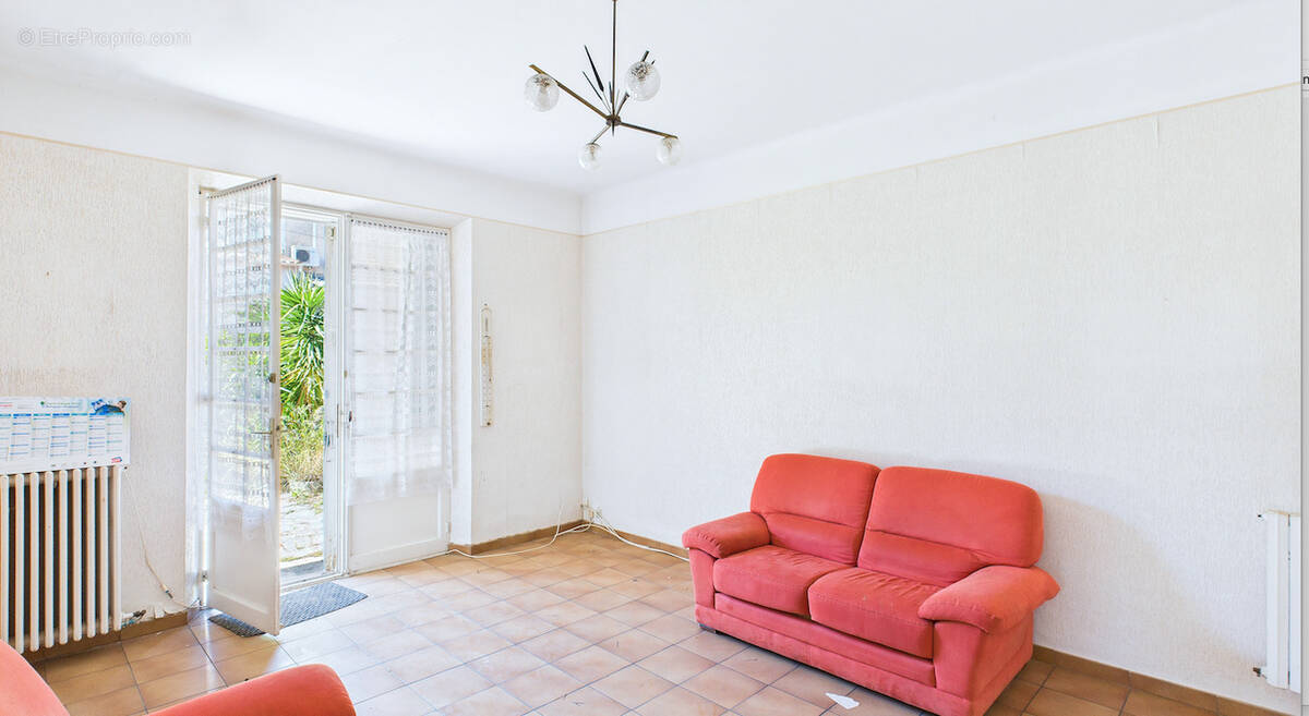 Appartement à CARQUEIRANNE