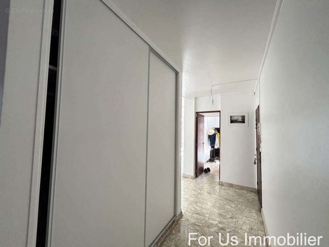 Appartement à POINTE-A-PITRE