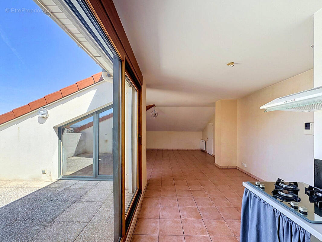 Appartement à LYON-4E