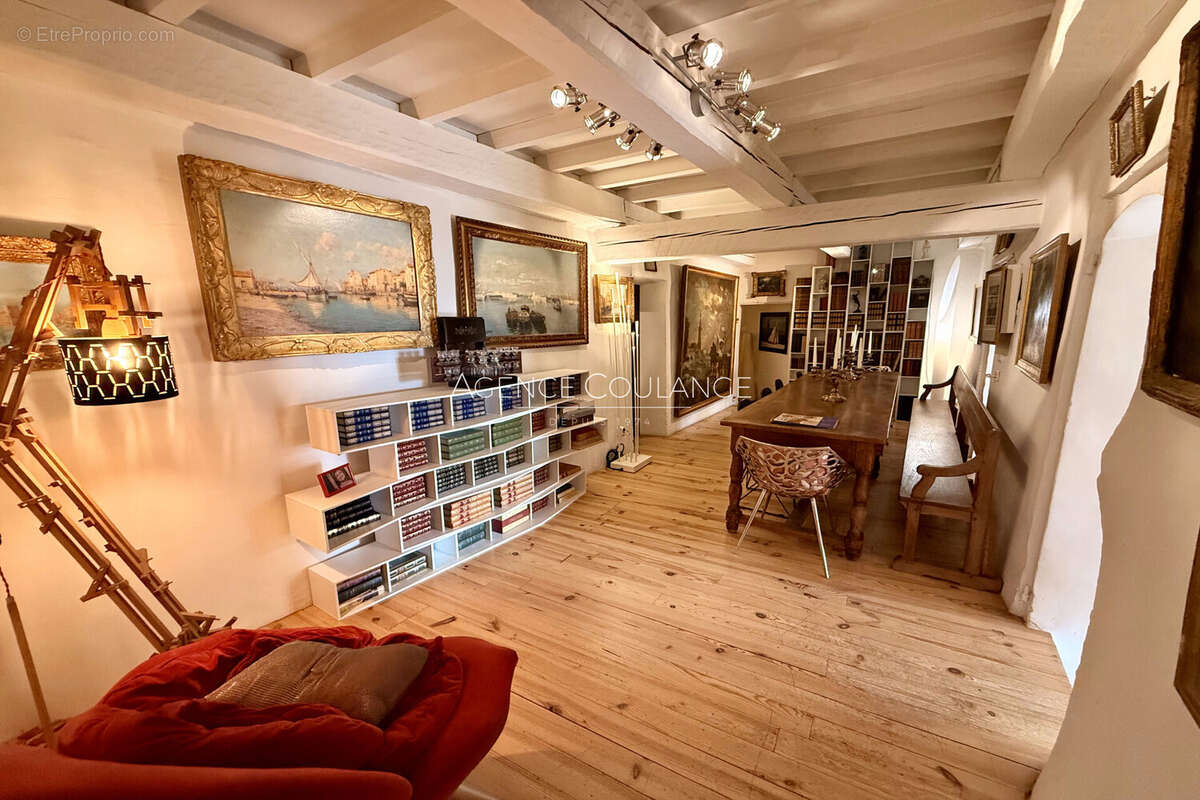 Maison 276 m² à Bandol  - photo 5
