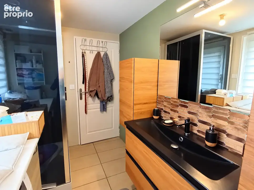 Veauche belle maison 3 chambres avec terrain - photo 9