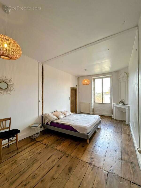 Maison de village 185 m2 avec jardin CHERVES CHATELARS (16) 154 500€ FAI - photo 7