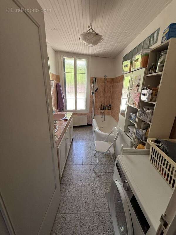 Maison 200 m² à Plaissan  - photo 6