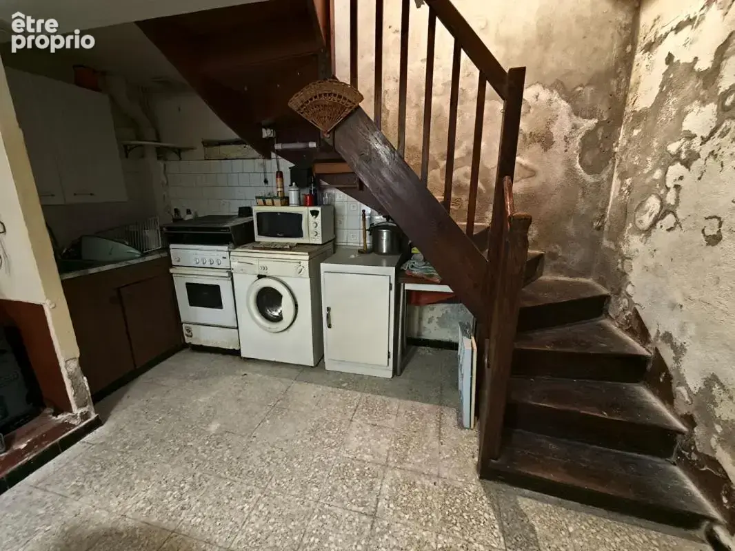 Maison de village à renover + terrain - photo 3