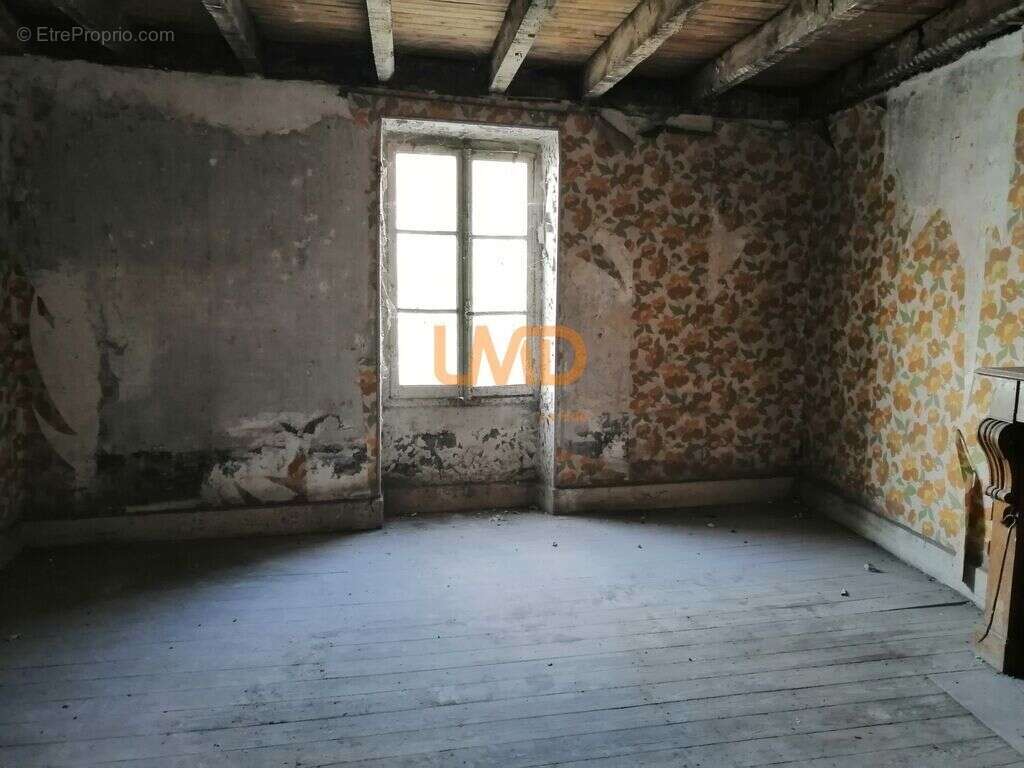 Decazeville : Immeuble à rénover - photo 6