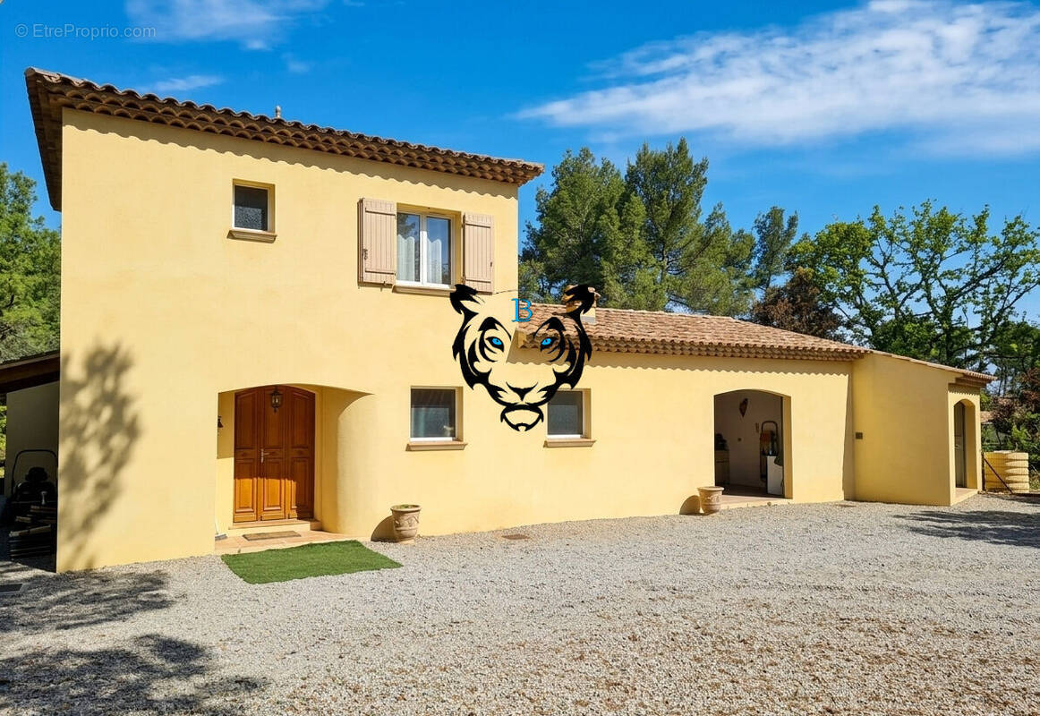 Maison à LA MOTTE