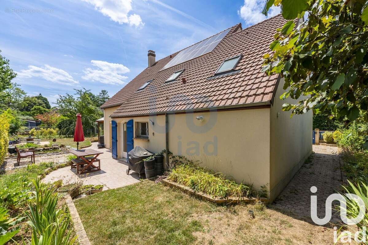 Photo 3 - Maison à LIEUSAINT