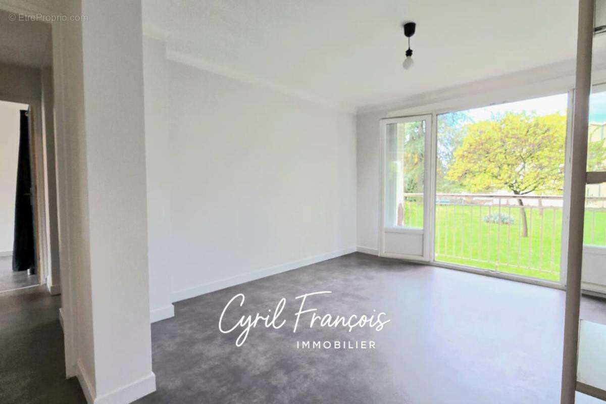 Appartement à TASSIN-LA-DEMI-LUNE