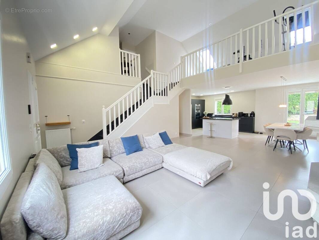 Photo 1 - Maison à ETIOLLES