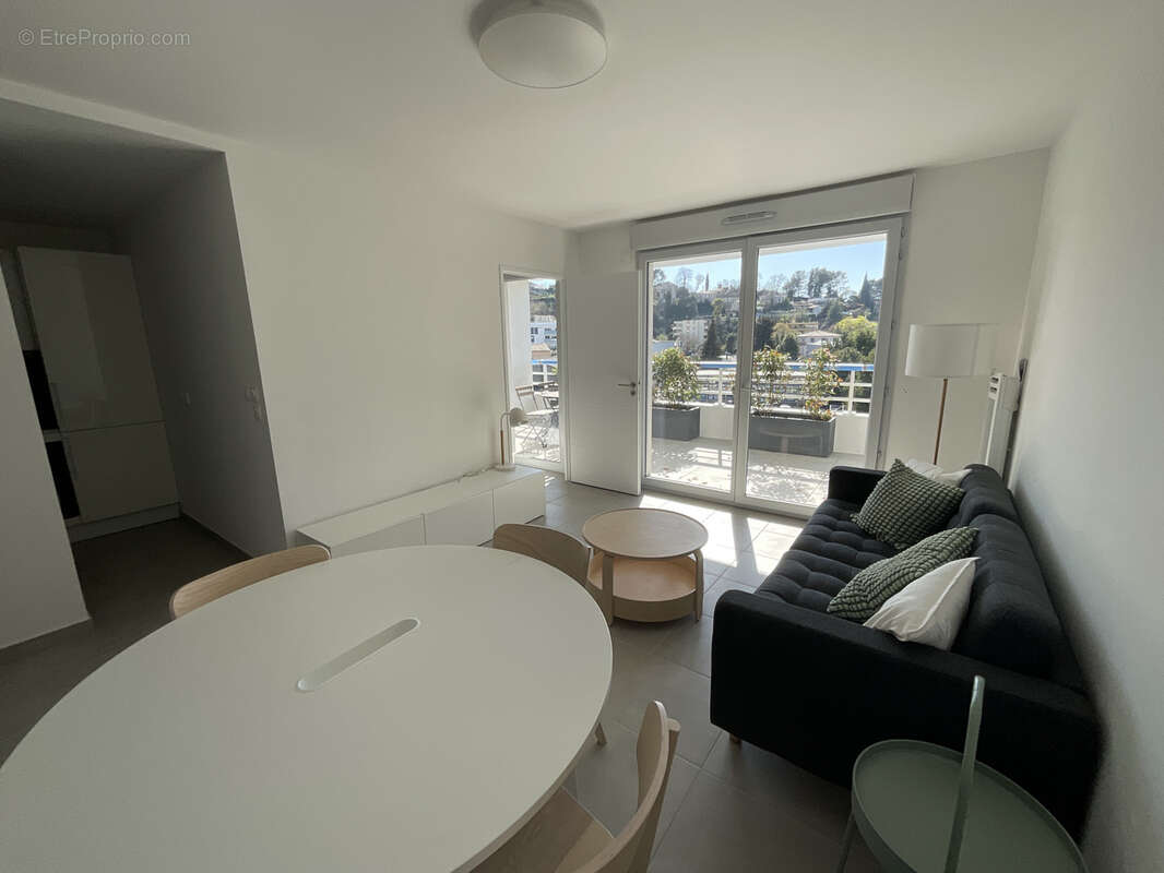 Appartement à CAGNES-SUR-MER