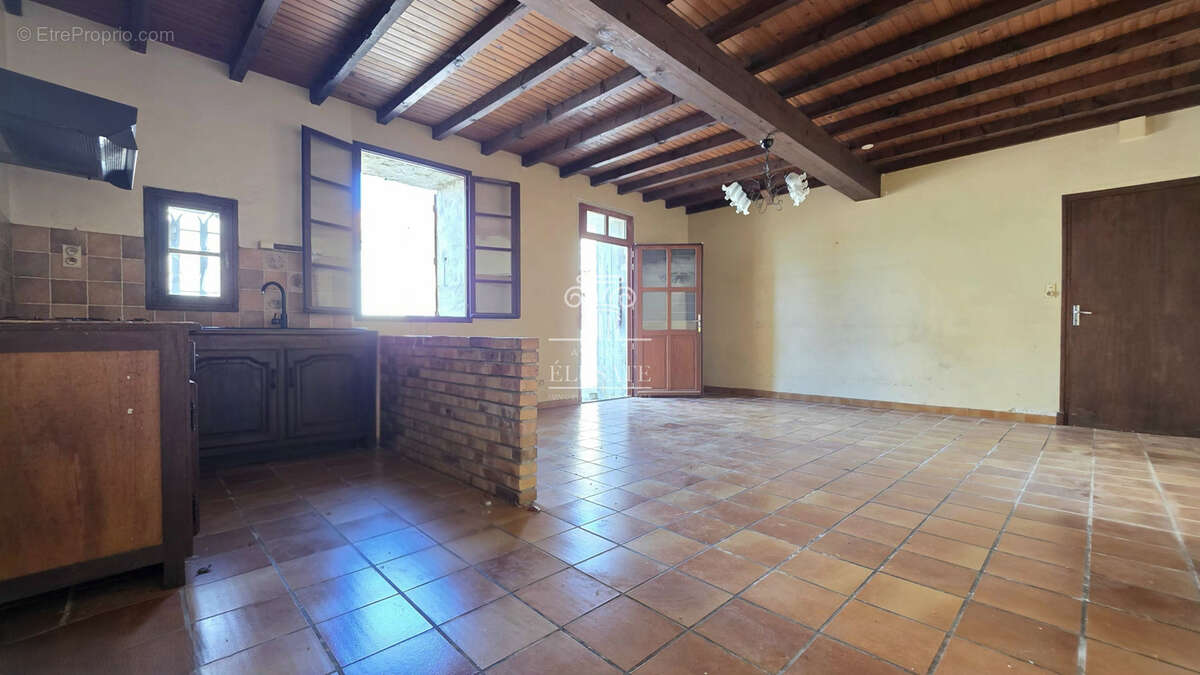 Maison à GONDRIN