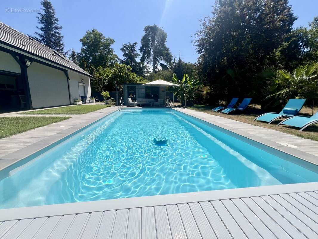 Maison 196 m² à Lumigny-Nesles-Ormeaux  - photo 4