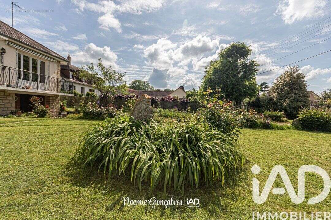 Photo 2 - Maison à FONTENAY-SAINT-PERE