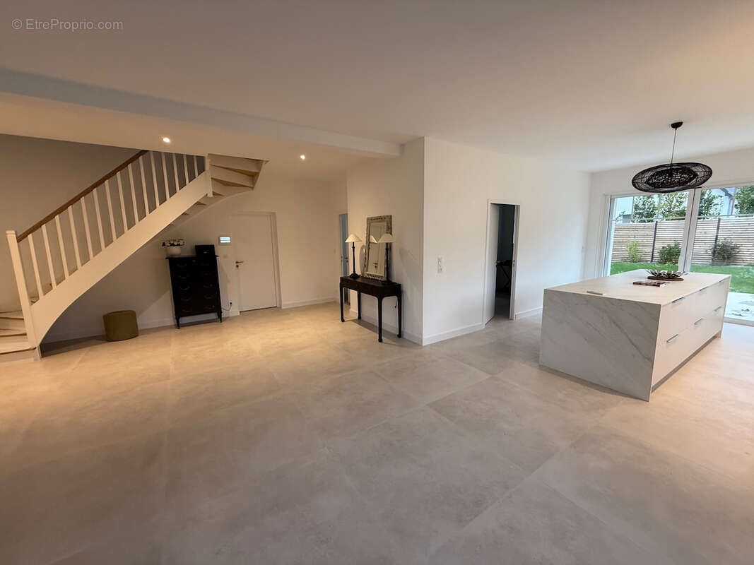 Maison à LE POULIGUEN