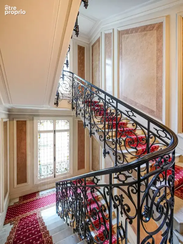 Haussmannien - 4 chambres - balcon filant - janson de sailly - - photo 7