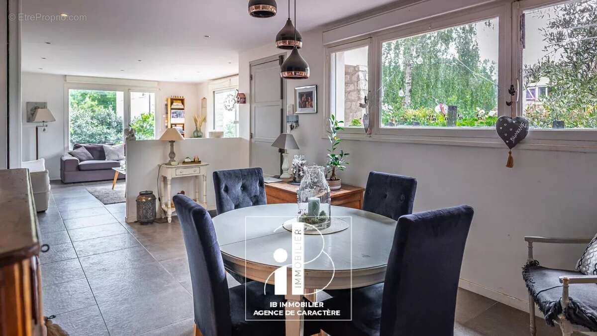 Maison à BOURRON-MARLOTTE