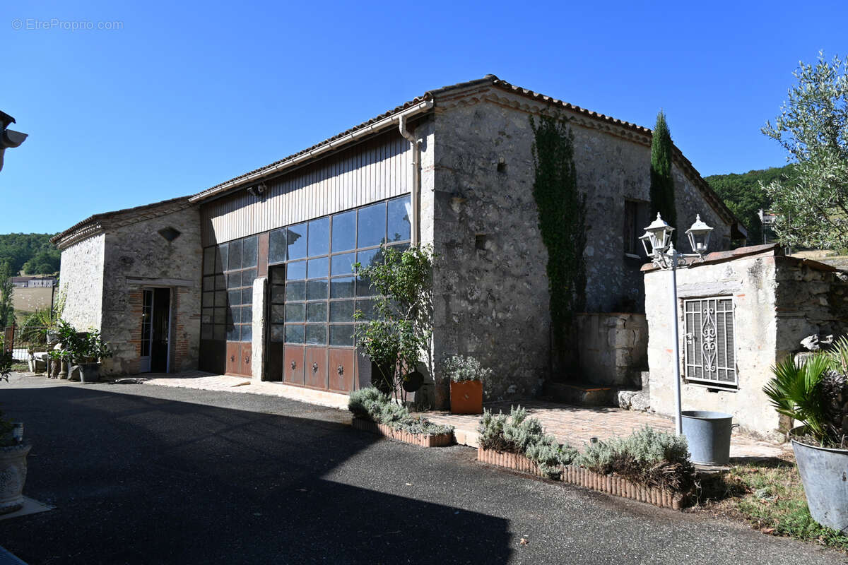Maison de campagne de charme avec maison d’amis, piscine et vues panoramiques - photo 10