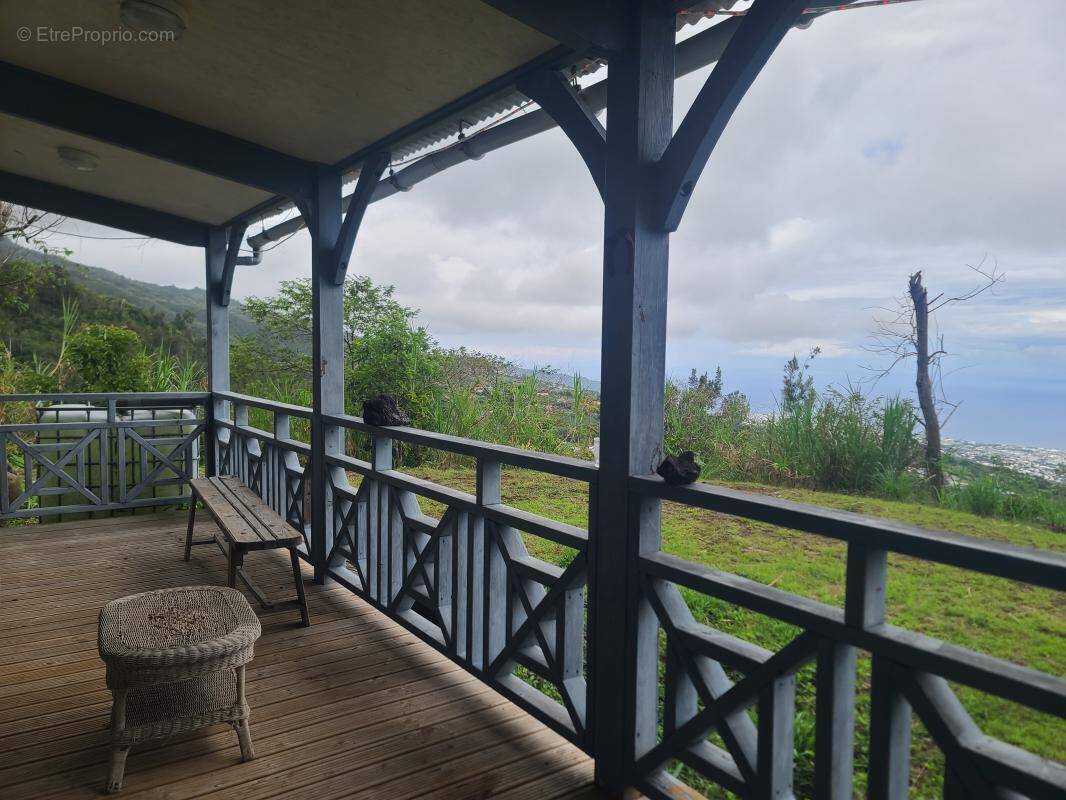 Terrain à SAINT-DENIS