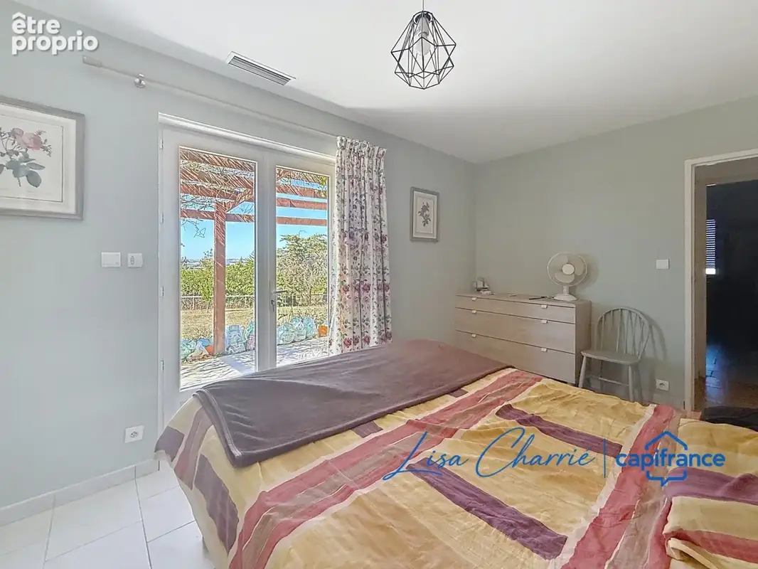 Maison à vendre 4 pièces de 140 m2 habitables avec sous-sol, piscine, jardin fruitier sur plus de 4 800 m2 de terrain proche de  - photo 17