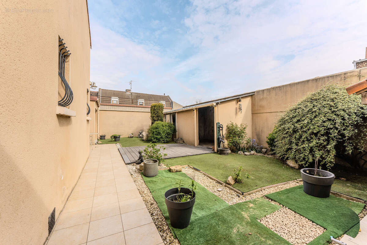 Appartement à BAUVIN