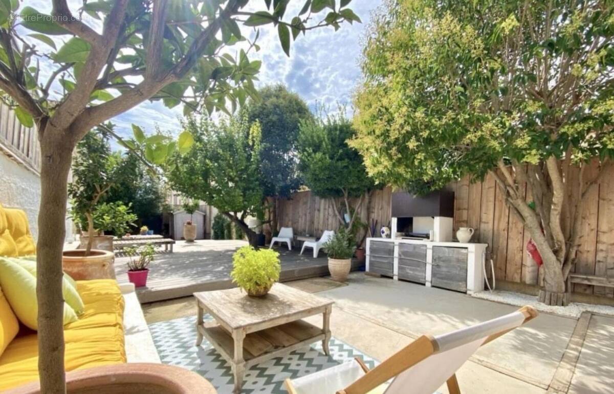 Photo 1 - Maison à SALLES-D'AUDE