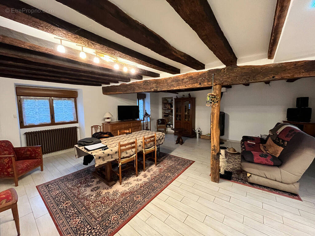 Maison à SOULANGIS