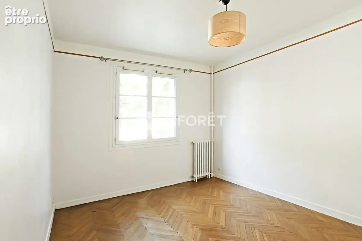 Appartement à PARIS-14E