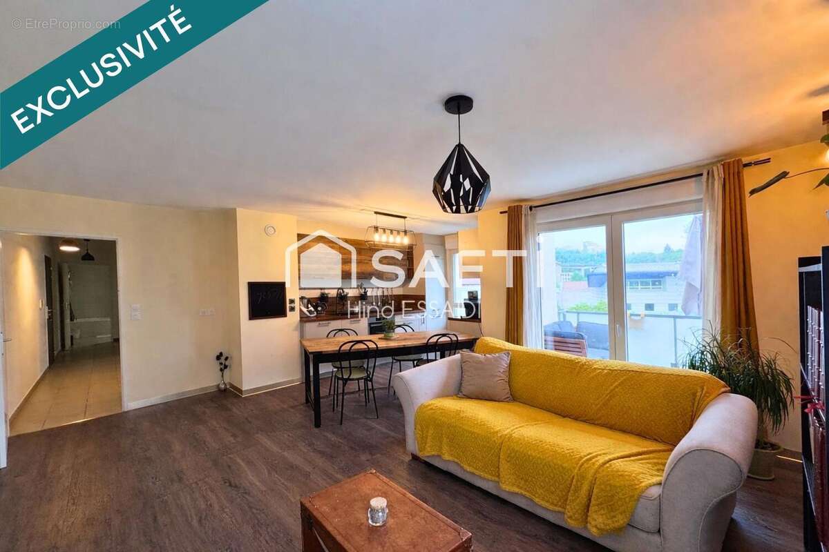 Photo 2 - Appartement à LYON-9E