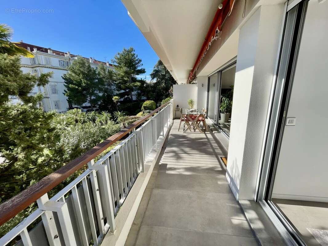 Appartement à CANNES