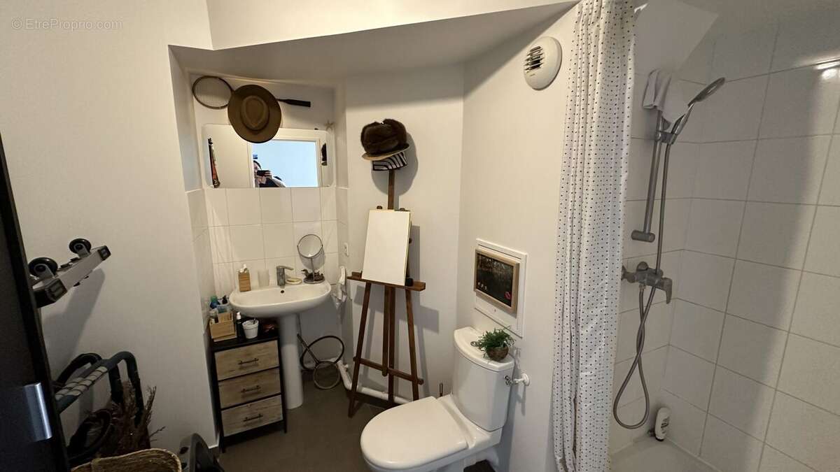 Appartement 23 m² à Saint-Cloud  - photo 6