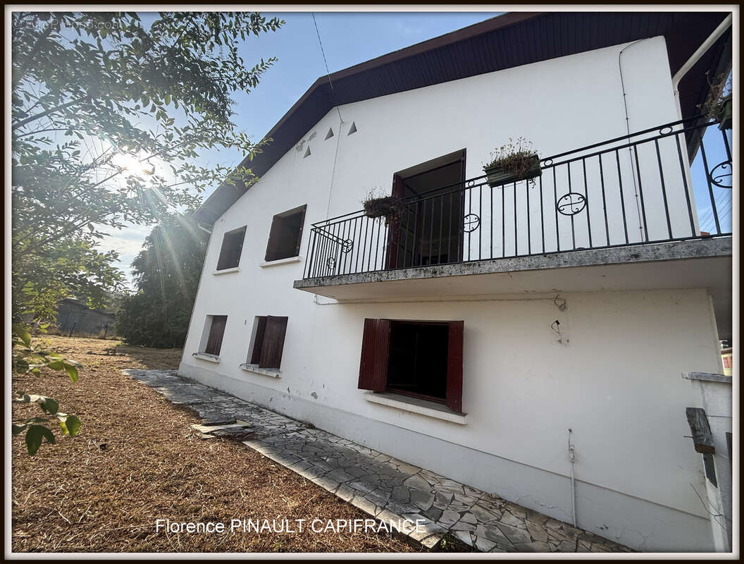 Maison à vendre 8 pièces TARBES (65) - photo 4
