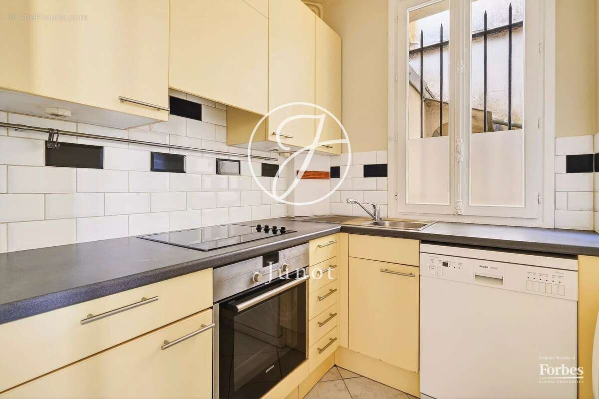 Appartement à VERSAILLES
