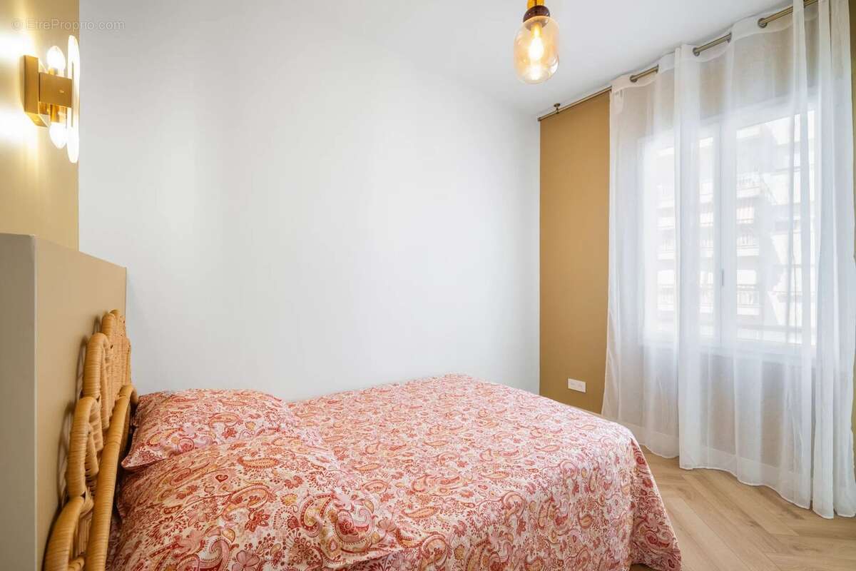 NICE - ALSACE/LORRAINE - Appartement 3 pièces traversant avec terrasses refait à neuf - photo 8