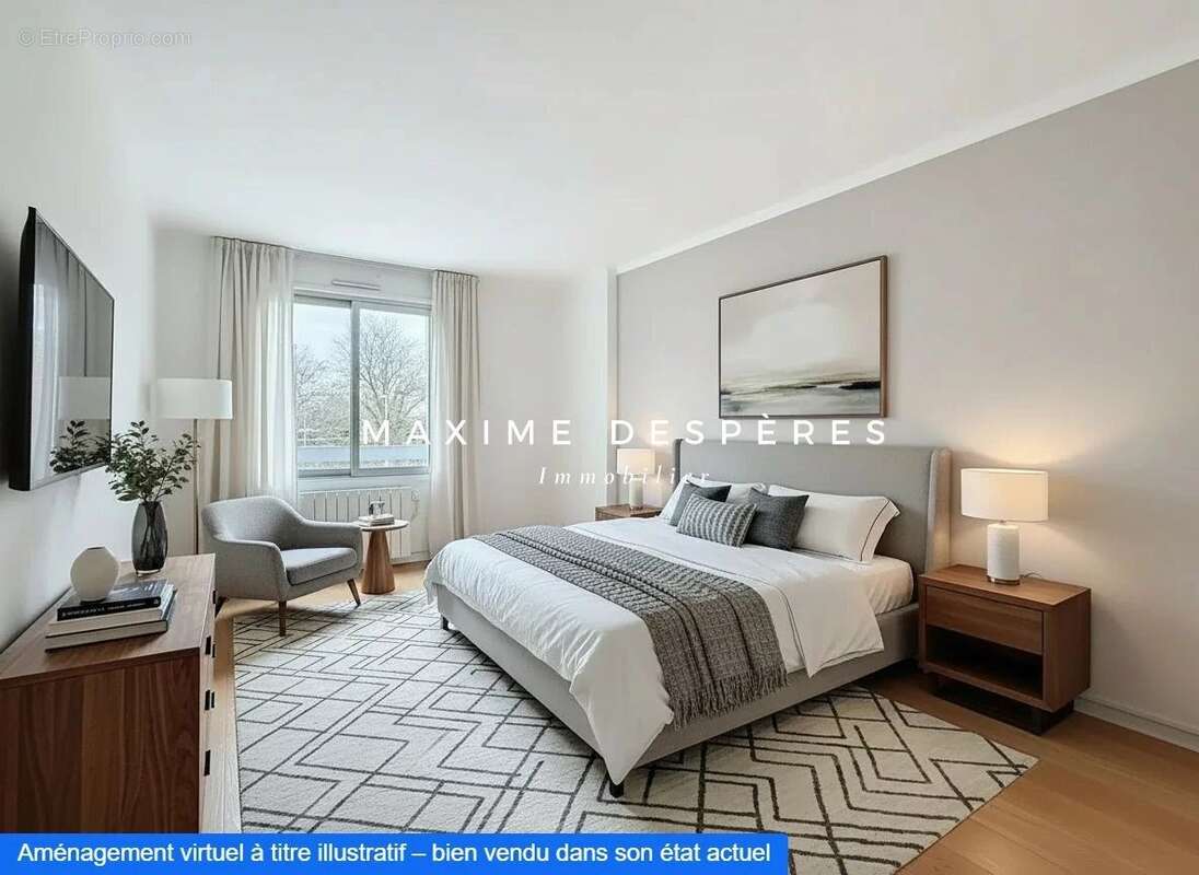 Appartement à COURBEVOIE