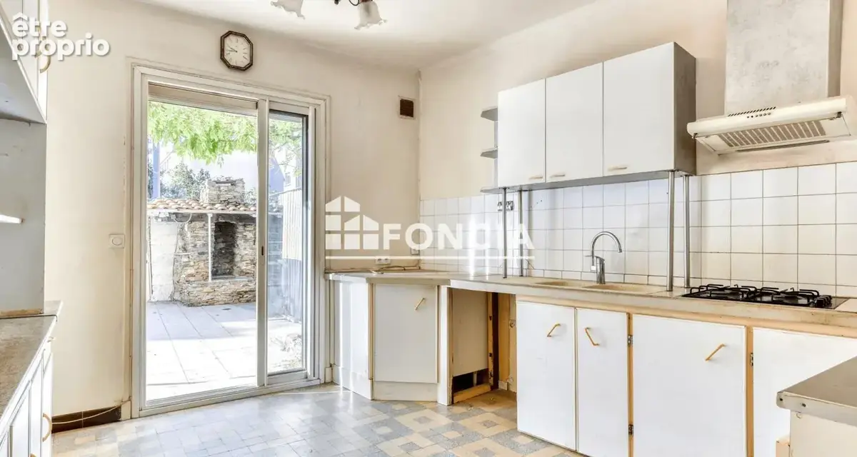 Béziers - Maison T4 de plain-pied avec garage, atelier et vaste jardin - 250 000 EUROS - photo 4