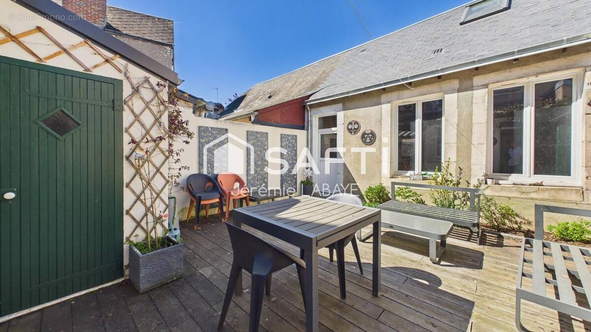 Photo 1 - Maison à CHATEAUROUX