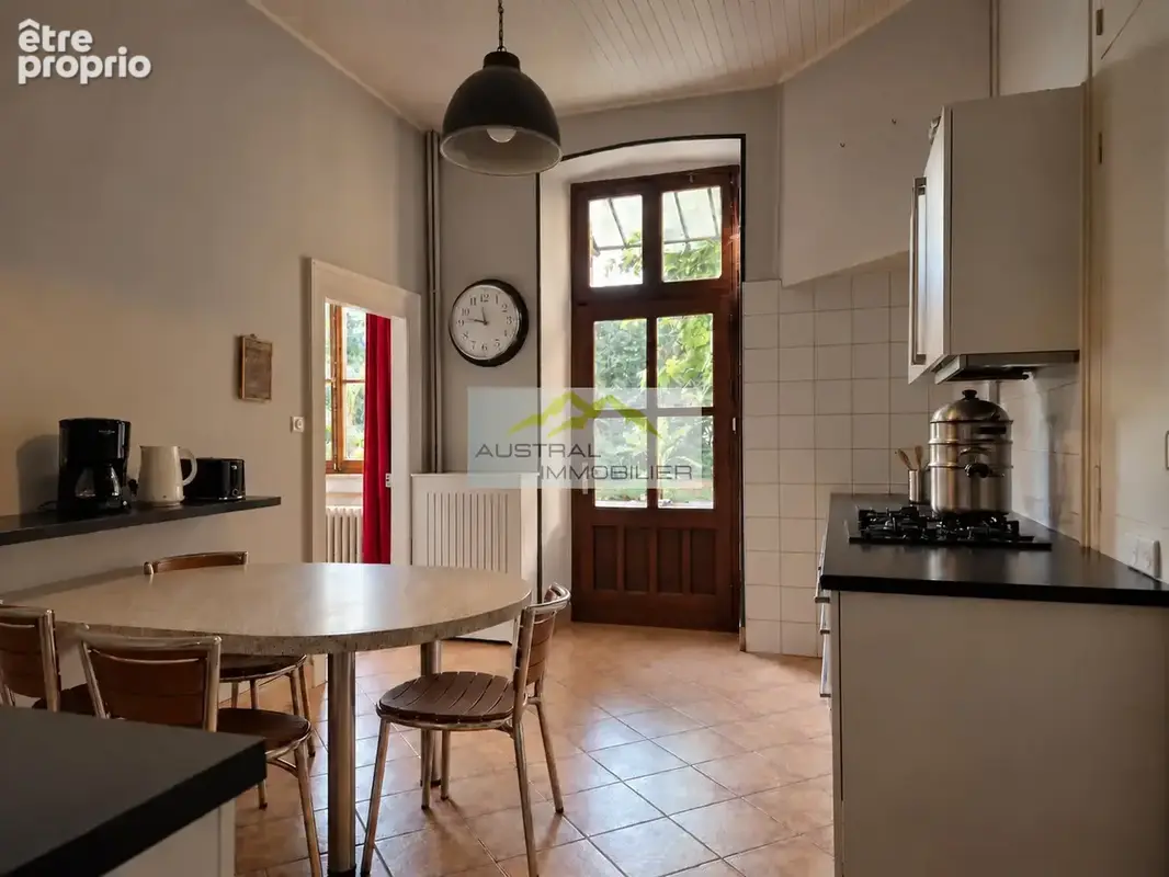 Maison de caractère de 166 m2 avec jardin arboré de 909 m2 et piscine ! - photo 16