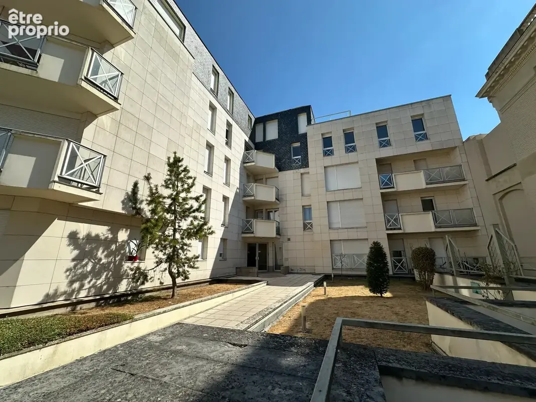 Reims - type 3 avec garage secteur paix / moissons / perseval - photo 9