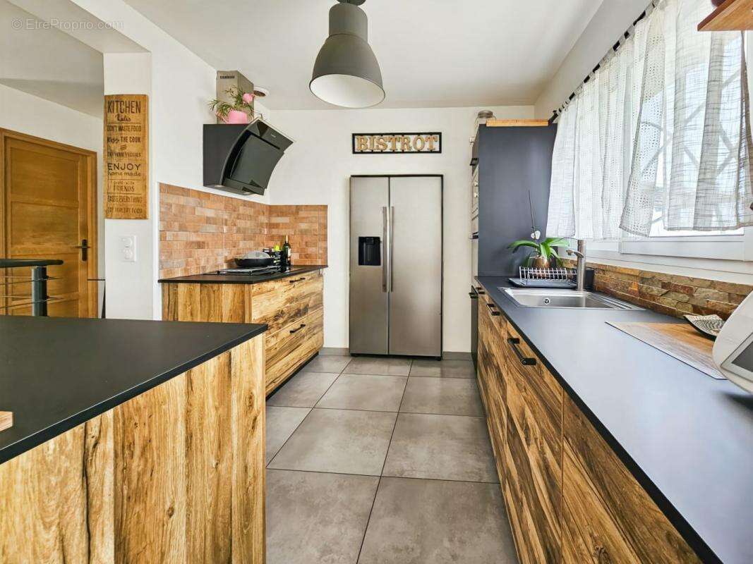 Maison à COURNONSEC