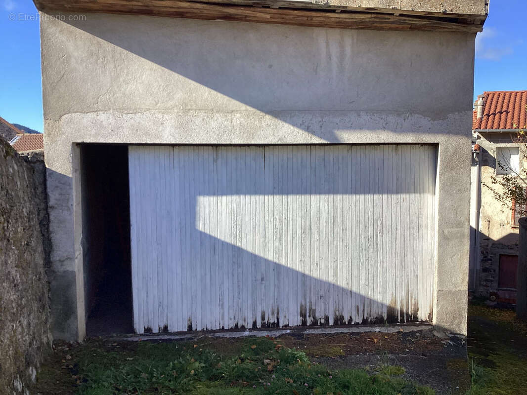 Maison à LE MONASTIER-SUR-GAZEILLE