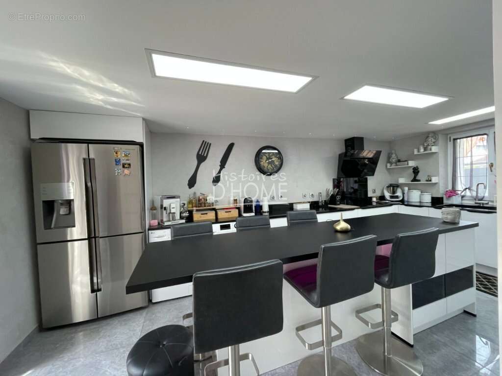 Maison à ROZAY-EN-BRIE