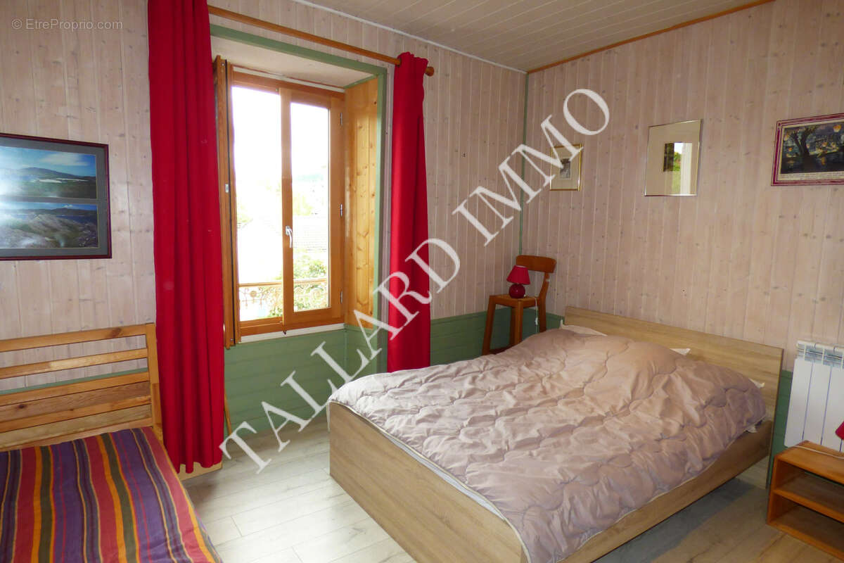 Appartement à TALLARD