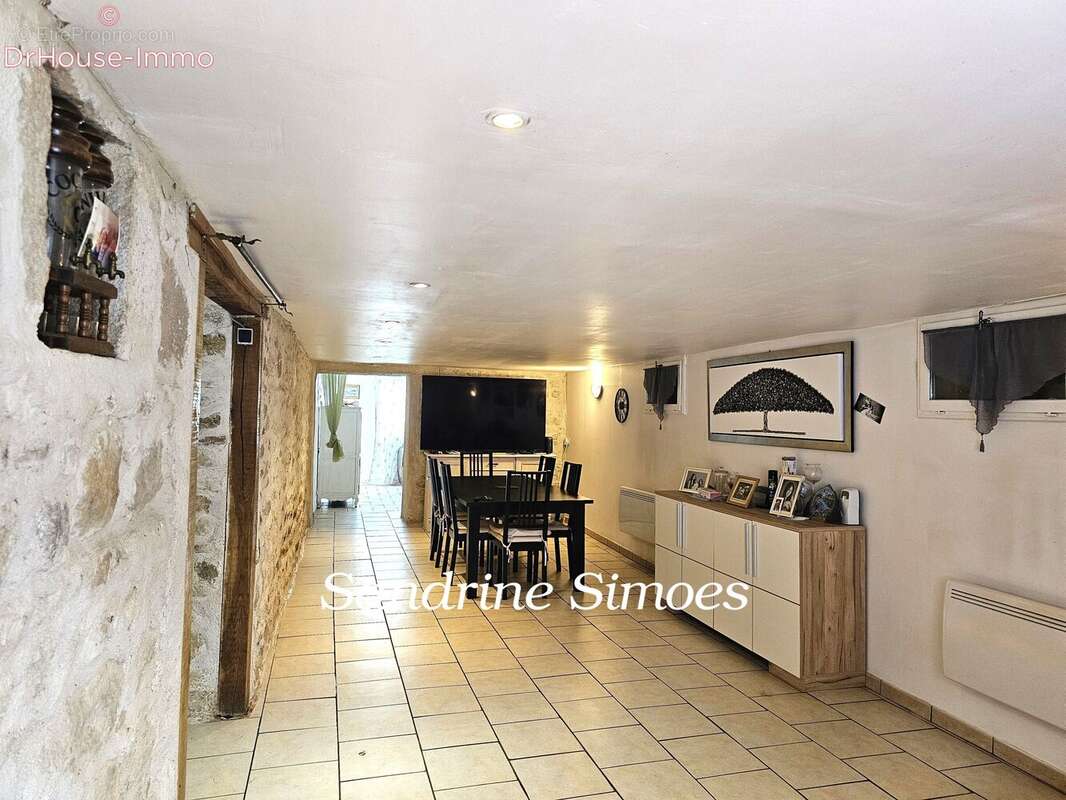 Maison à LA TRIMOUILLE