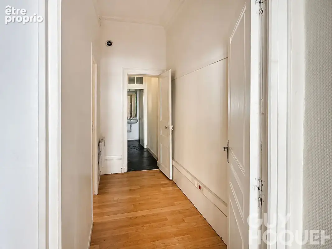 Bureaux Versailles Notre Dame 60 m2 - 2 à 3 pièces - photo 13
