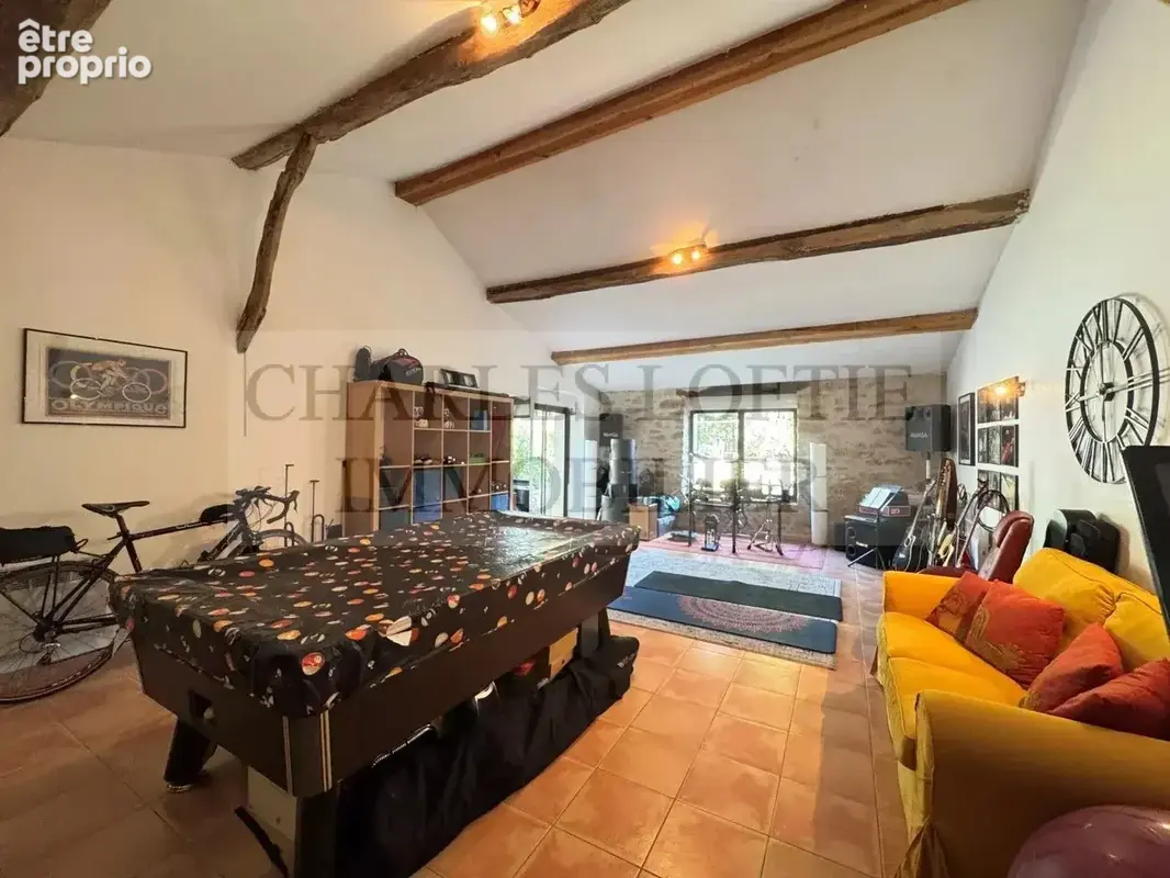 Superbe maison en pierre, piscine sur terrain de 1378 m² - photo 18