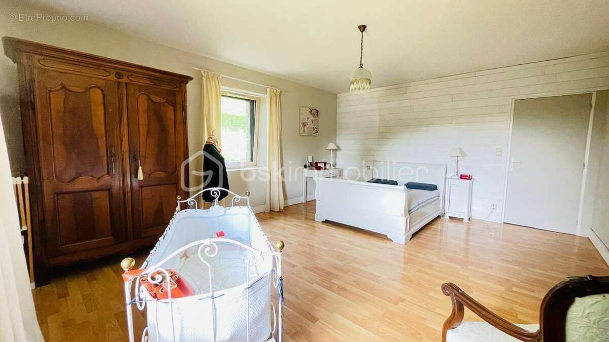 Maison à MARCILLE-ROBERT