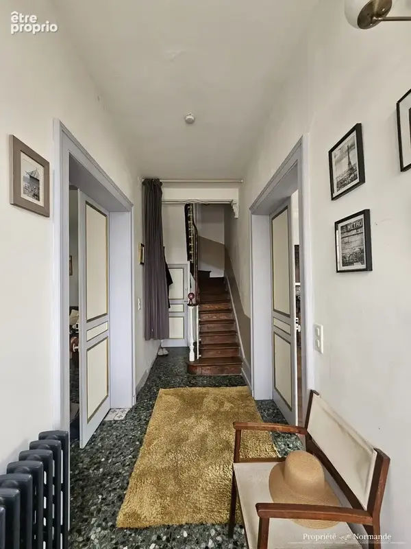 Maison 9 pièces 210 m² à vendre à Pont-Audemer (27500) - photo 2