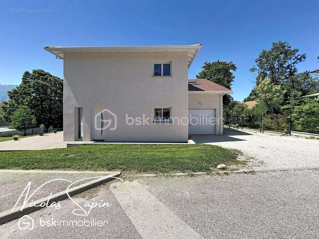 Maison de 148m2 2022 terrain 769m2 - photo 5
