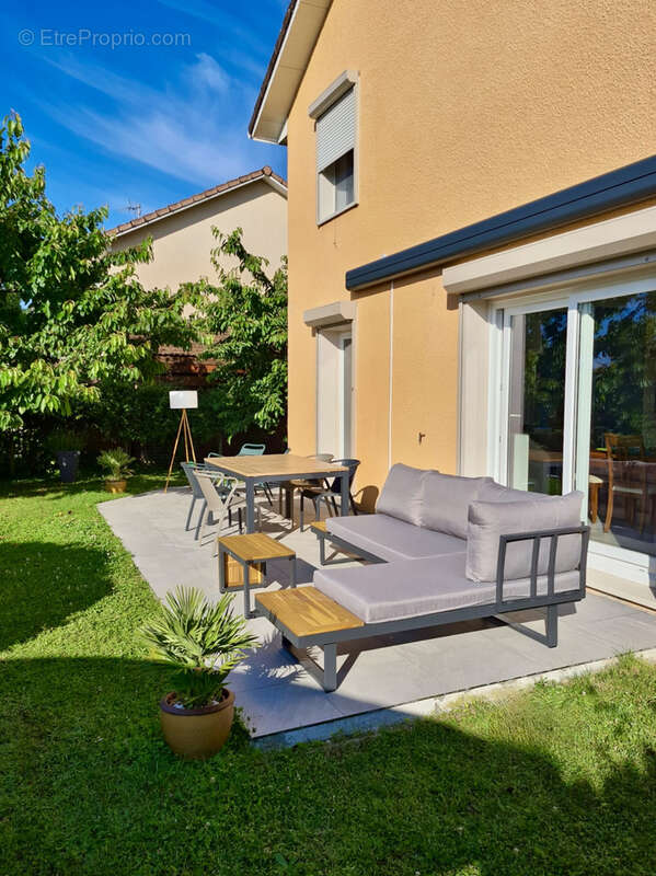 Maison à DIVONNE-LES-BAINS